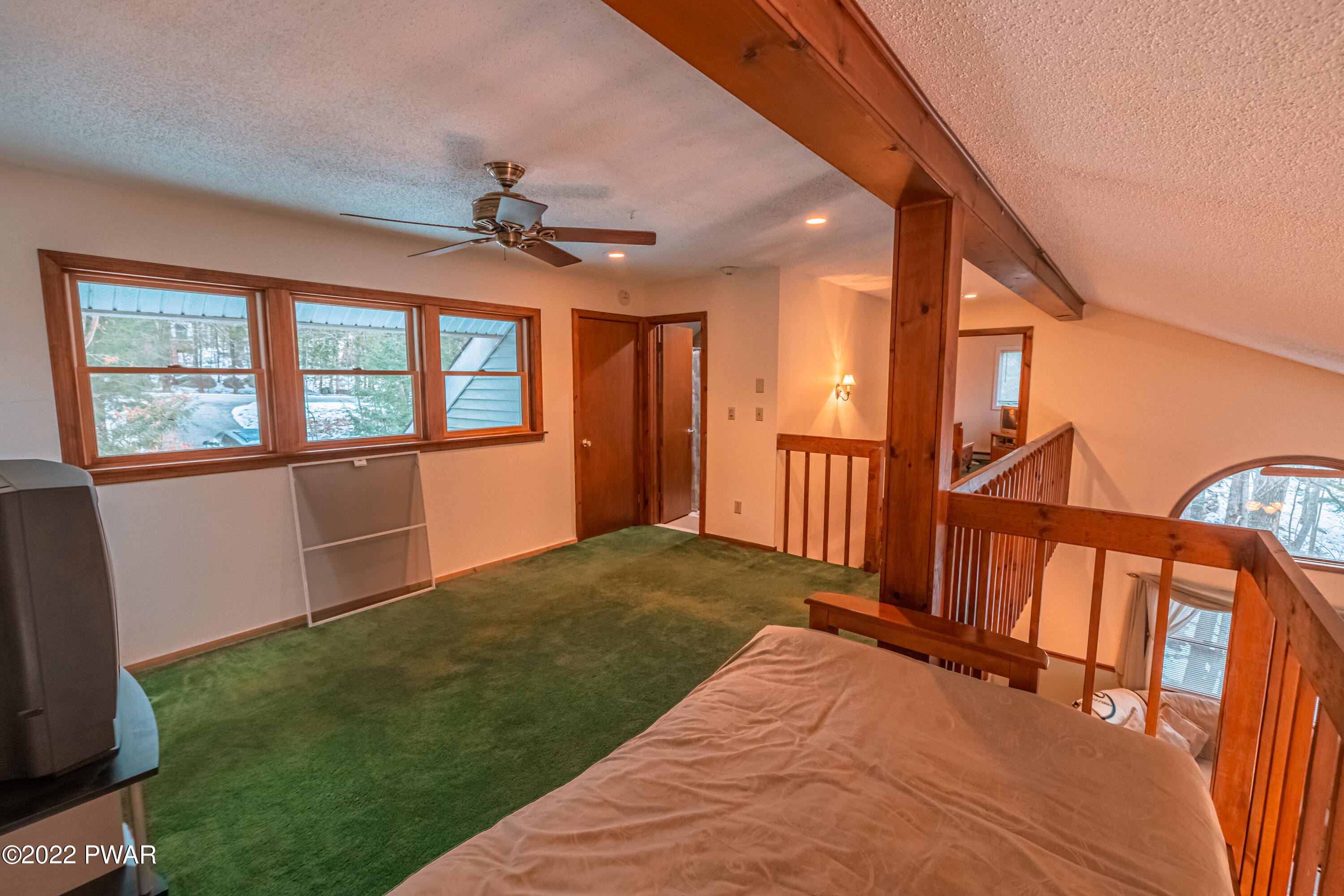 4141 Winchester Way Bushkill, PA 18324 - Photo 33 of 75 Loft