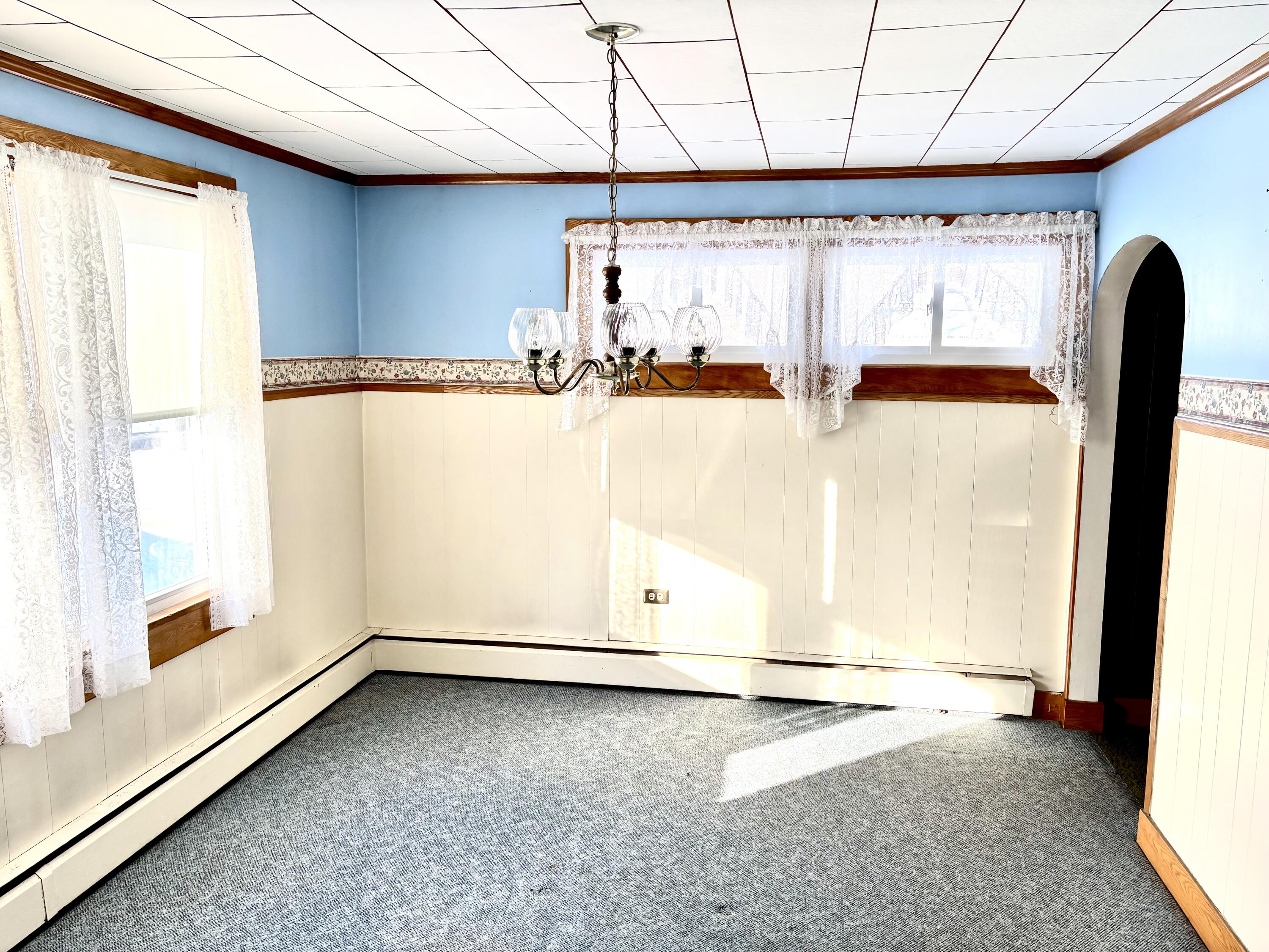22 Colony Place Millinocket, ME 04462 - Photo 13 of 39 IMG_5186