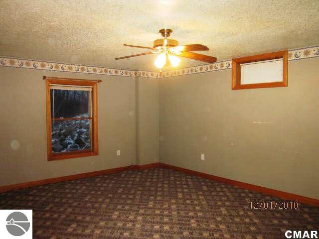 11404 Gates Road Riverdale, MI 48877 - Photo 12 of 18 1772864-11.JPG