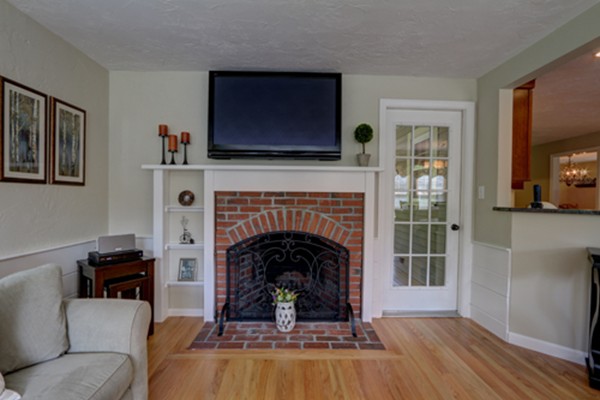 10 Stallbrook Road Medway, MA 02053 - Photo 6 of 23 Gallery Image 6