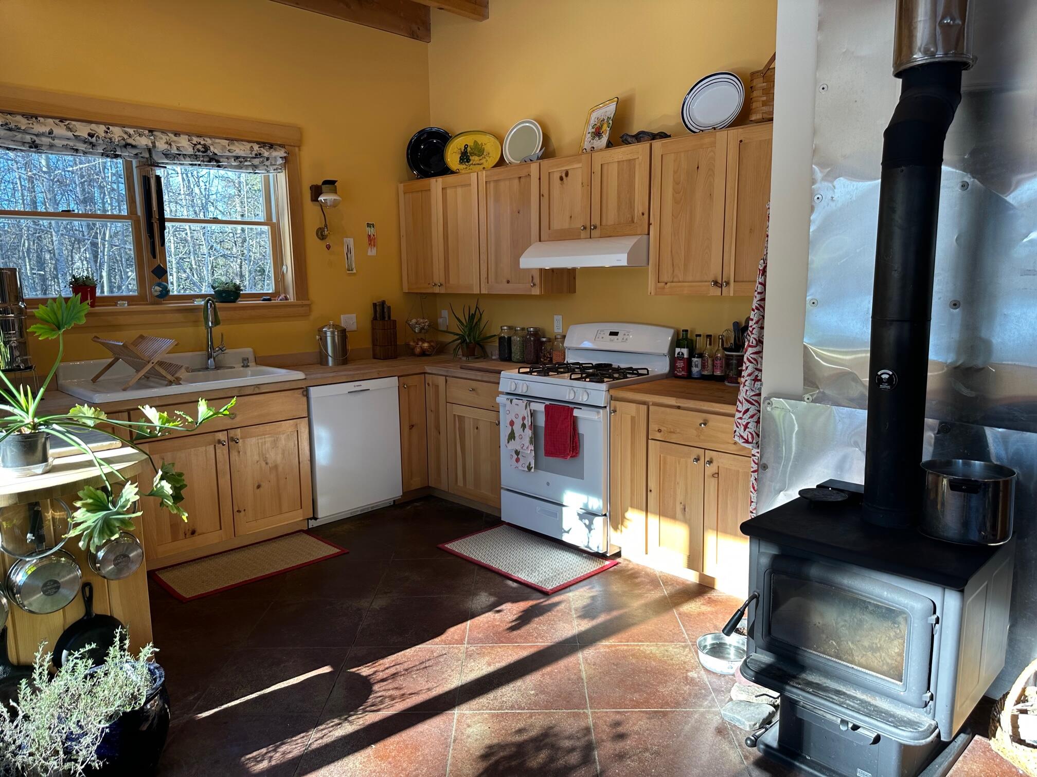 500 Jackson Road Monroe, ME 04951 - Photo 6 of 40 IMG_4583