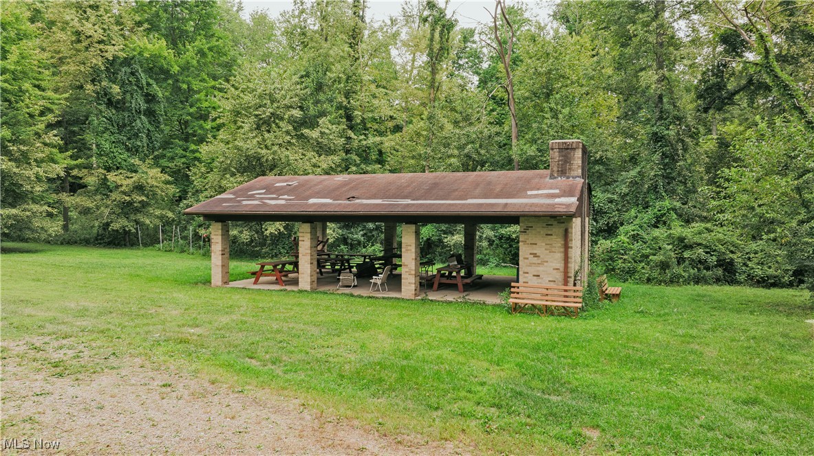 3555 Riverside Drive Northwest Massillon, OH 44647 - Photo 11 of 25 Nice Covered Picnic Area