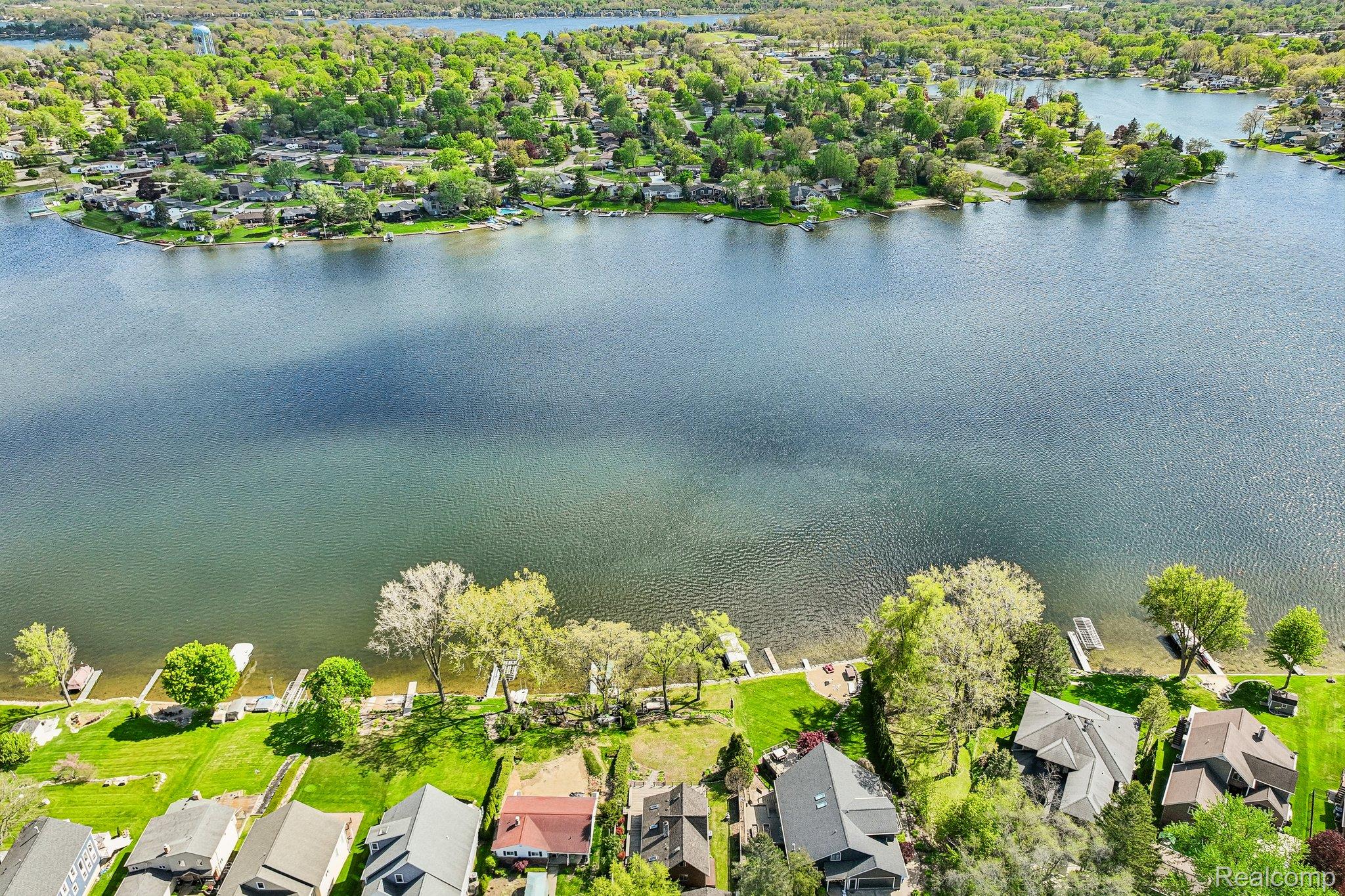 3641 Mann Road Clarkston, MI 48346 - Photo 5 of 61 4-web-or-mls-Mann Rd-S1505-004.jpg