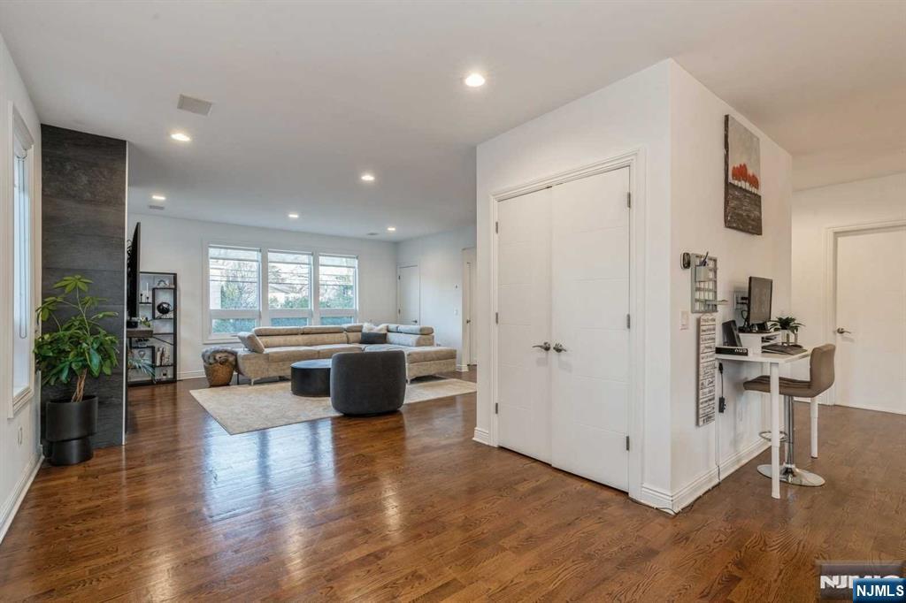 179 5th Street Cresskill, NJ 07626 - Photo 8 of 49
