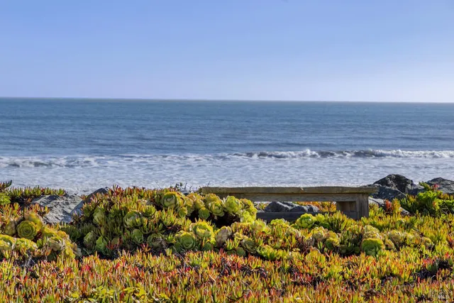 $9,995,000 | 310 Seadrift Road, Stinson Beach, CA 94970