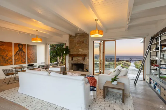 $9,995,000 | 310 Seadrift Road, Stinson Beach, CA 94970