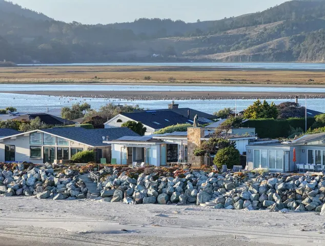$9,995,000 | 310 Seadrift Road, Stinson Beach, CA 94970