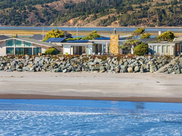 $9,995,000 | 310 Seadrift Road, Stinson Beach, CA 94970