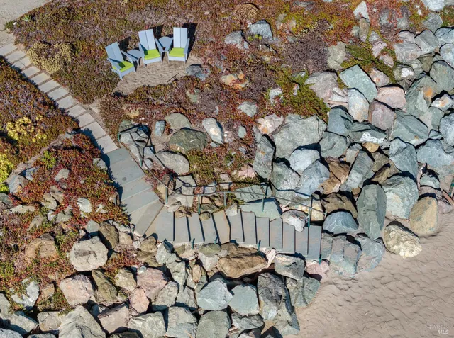 $9,995,000 | 310 Seadrift Road, Stinson Beach, CA 94970