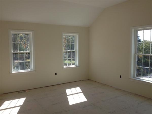 112 Pond Vw Road East Brookfield, MA 01515 - Photo 5 of 19 Gallery Image 5