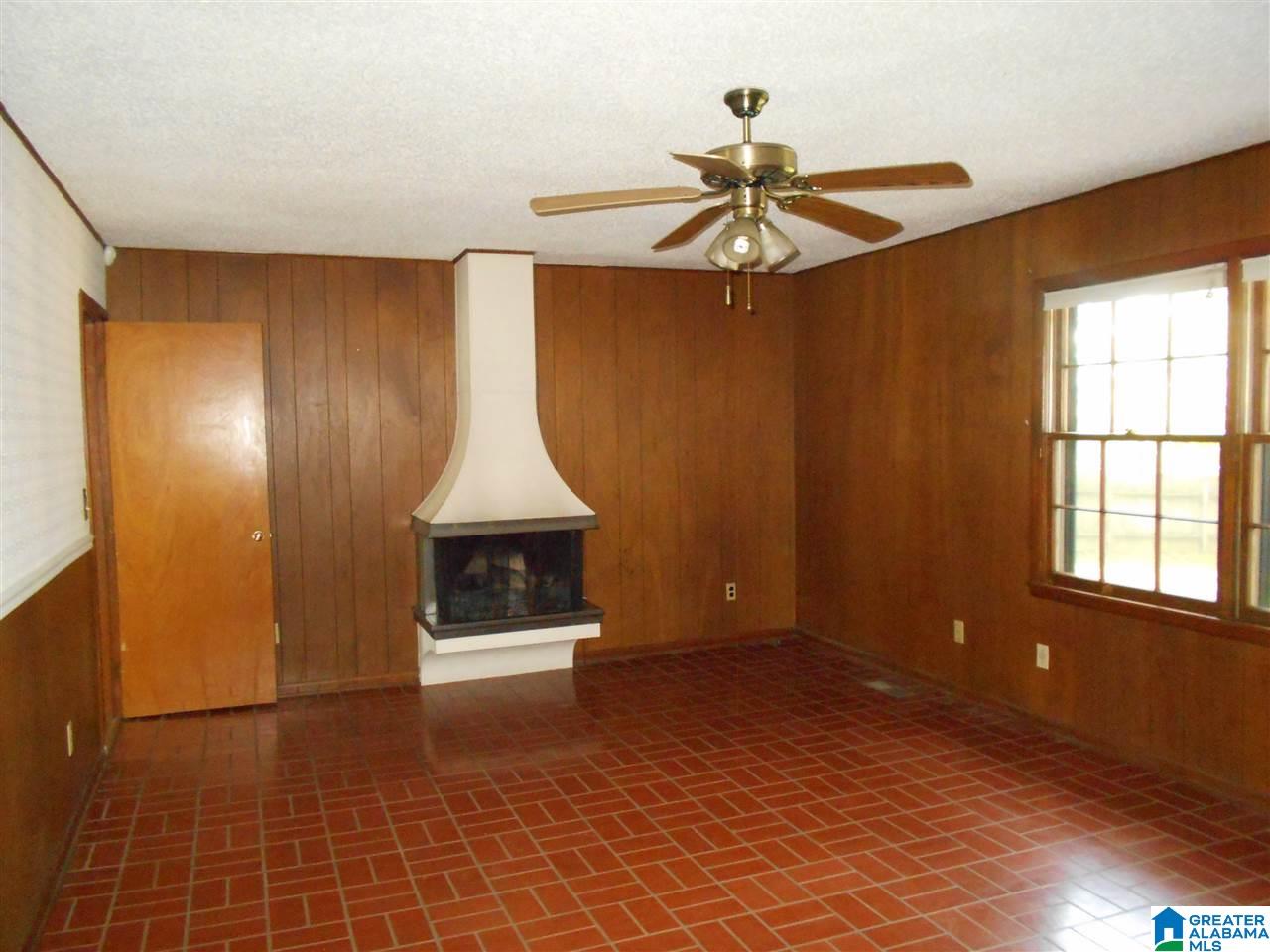 1036 Hagwood Road Birmingham, AL 35235 - Photo 3 of 9