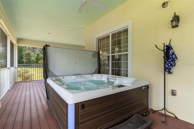 $689,000 | 18525 Lake Road, Altoona, FL 32702