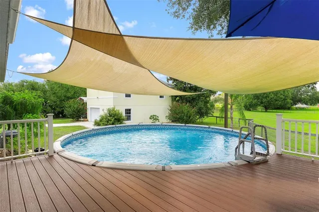 $689,000 | 18525 Lake Road, Altoona, FL 32702