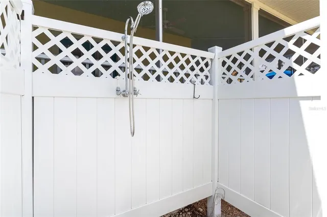 $689,000 | 18525 Lake Road, Altoona, FL 32702