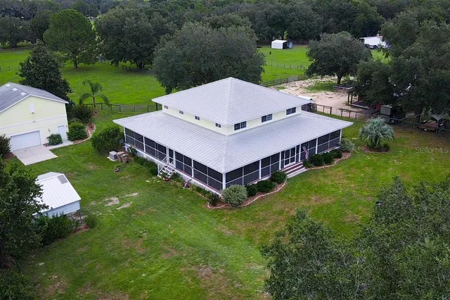 $689,000 | 18525 Lake Road, Altoona, FL 32702