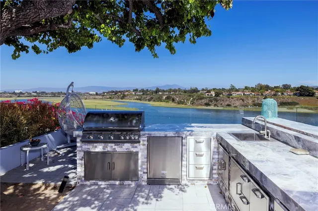 $7,795,000 | 1950 Galaxy Drive, Newport Beach, CA 92660