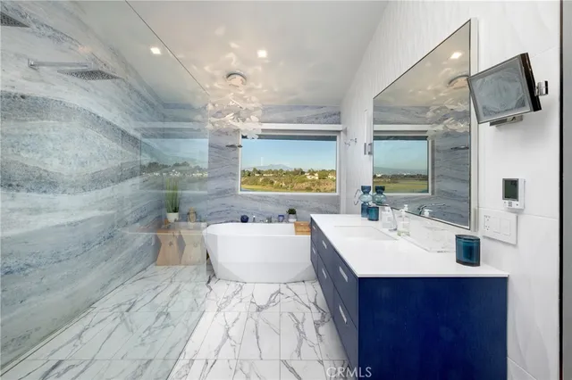 $7,795,000 | 1950 Galaxy Drive, Newport Beach, CA 92660