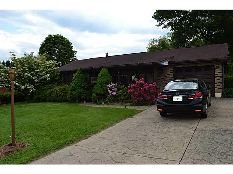 Exterior Front. Great Curb Appeal!!