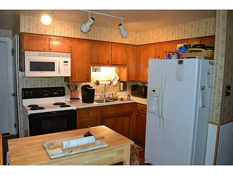 Kitchen. 