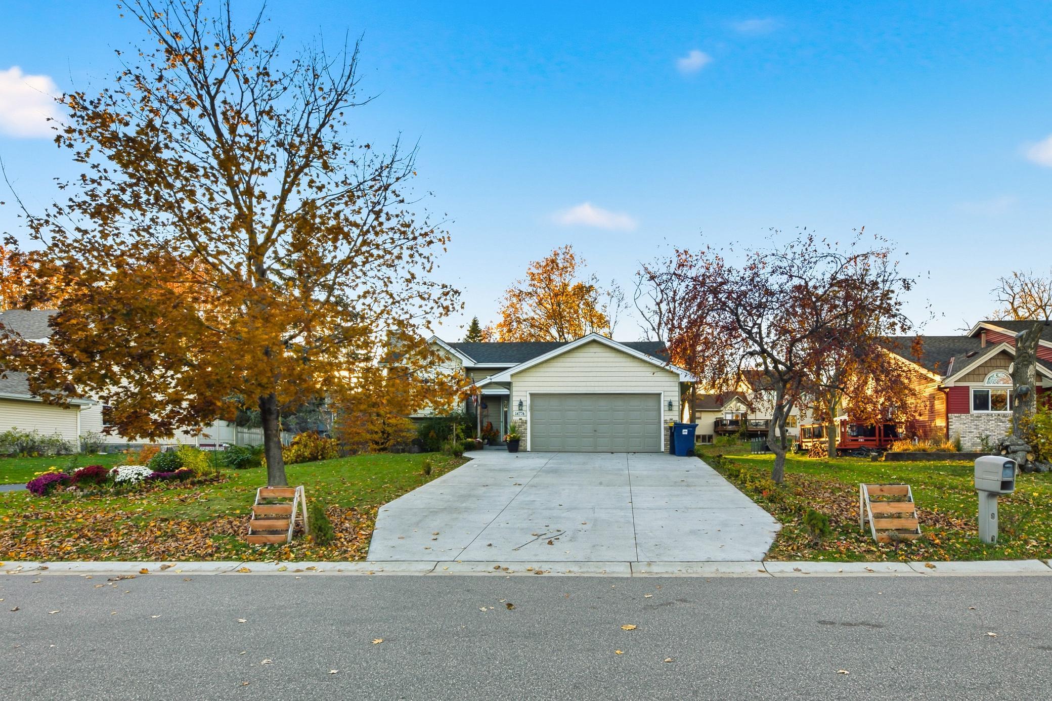 14774 Yosemite Avenue South Savage, MN 55378 - Photo 2 of 34