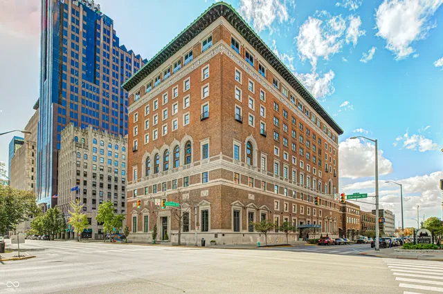 $2,400 | 350 North Meridian Street, Unit 304, Indianapolis, IN 46204