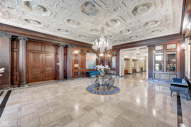 $2,400 | 350 North Meridian Street, Unit 304, Indianapolis, IN 46204