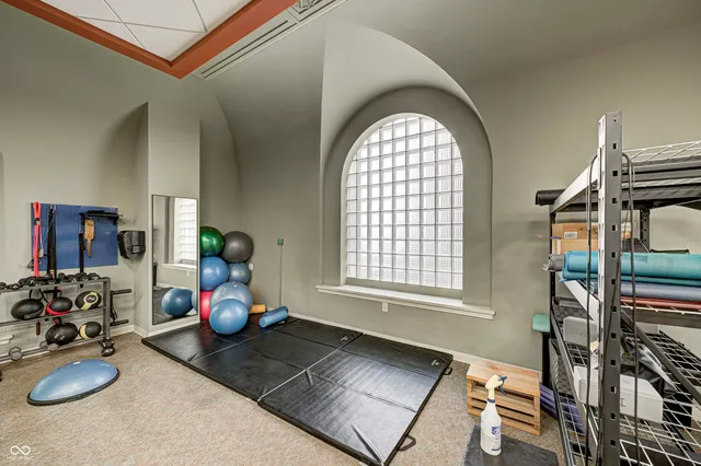 $2,400 | 350 North Meridian Street, Unit 304, Indianapolis, IN 46204