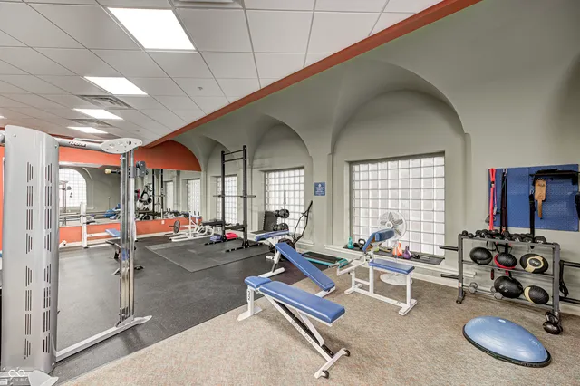 $2,400 | 350 North Meridian Street, Unit 304, Indianapolis, IN 46204