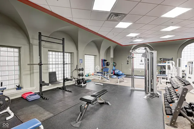 $2,400 | 350 North Meridian Street, Unit 304, Indianapolis, IN 46204