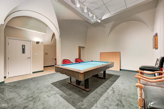 $2,400 | 350 North Meridian Street, Unit 304, Indianapolis, IN 46204