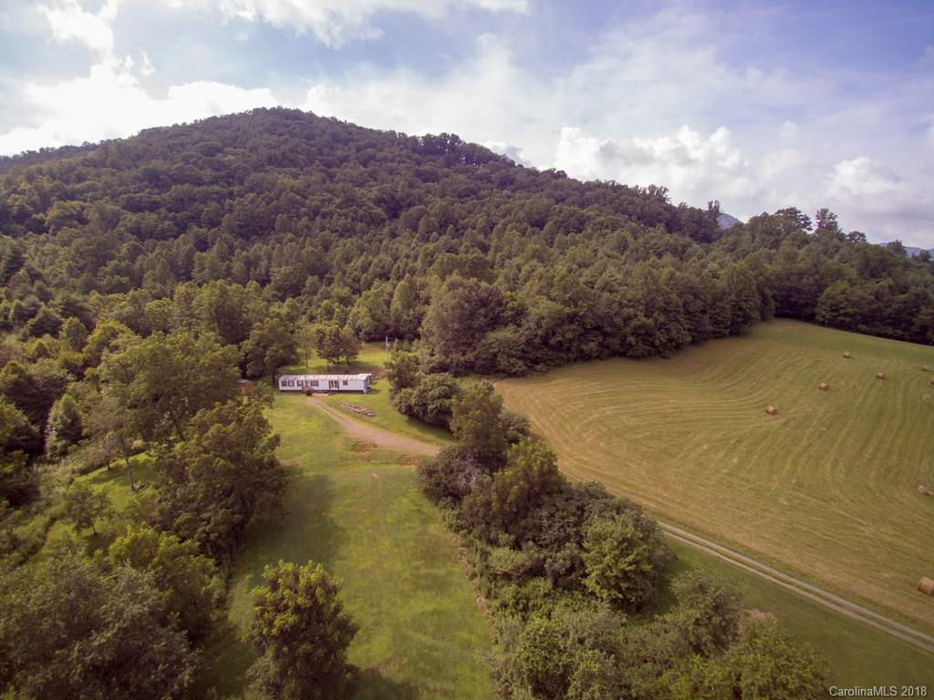 93 Circle East Ranch Road Burnsville, NC 28714 - Photo 1 of 30 Gallery Image 1