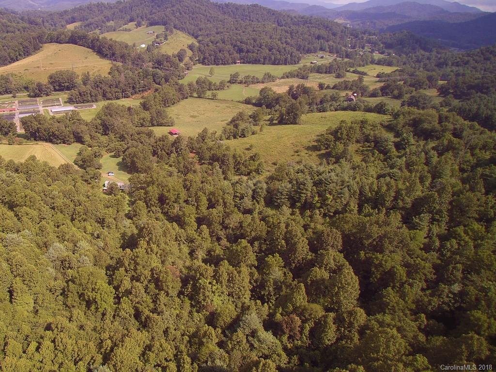 93 Circle East Ranch Road Burnsville, NC 28714 - Photo 17 of 30 Gallery Image 17