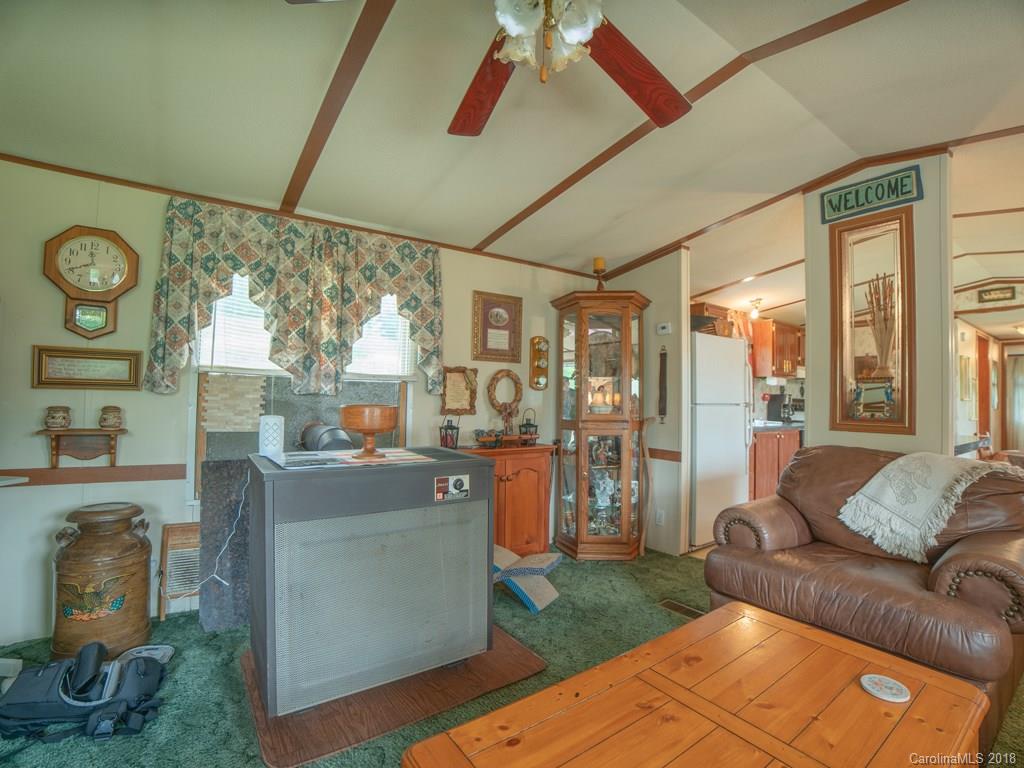 93 Circle East Ranch Road Burnsville, NC 28714 - Photo 23 of 30 Gallery Image 23