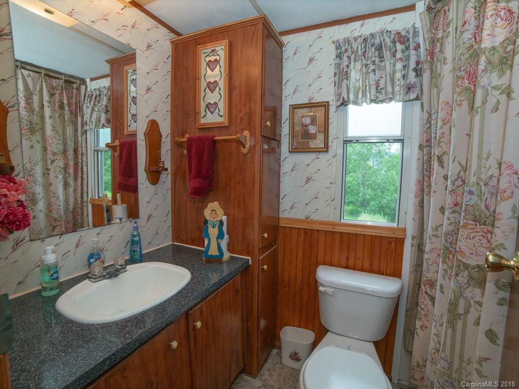 93 Circle East Ranch Road Burnsville, NC 28714 - Photo 26 of 30 Gallery Image 26