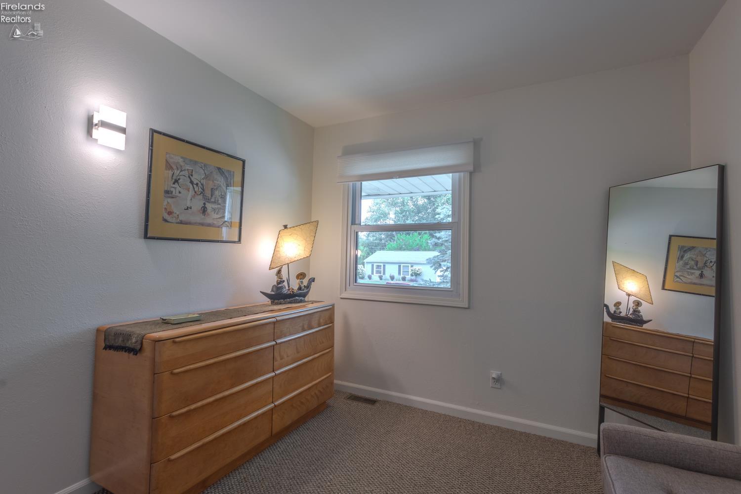2136 South Oldgate Road Sandusky, OH 44870 - Photo 17 of 40 Gallery Image 17