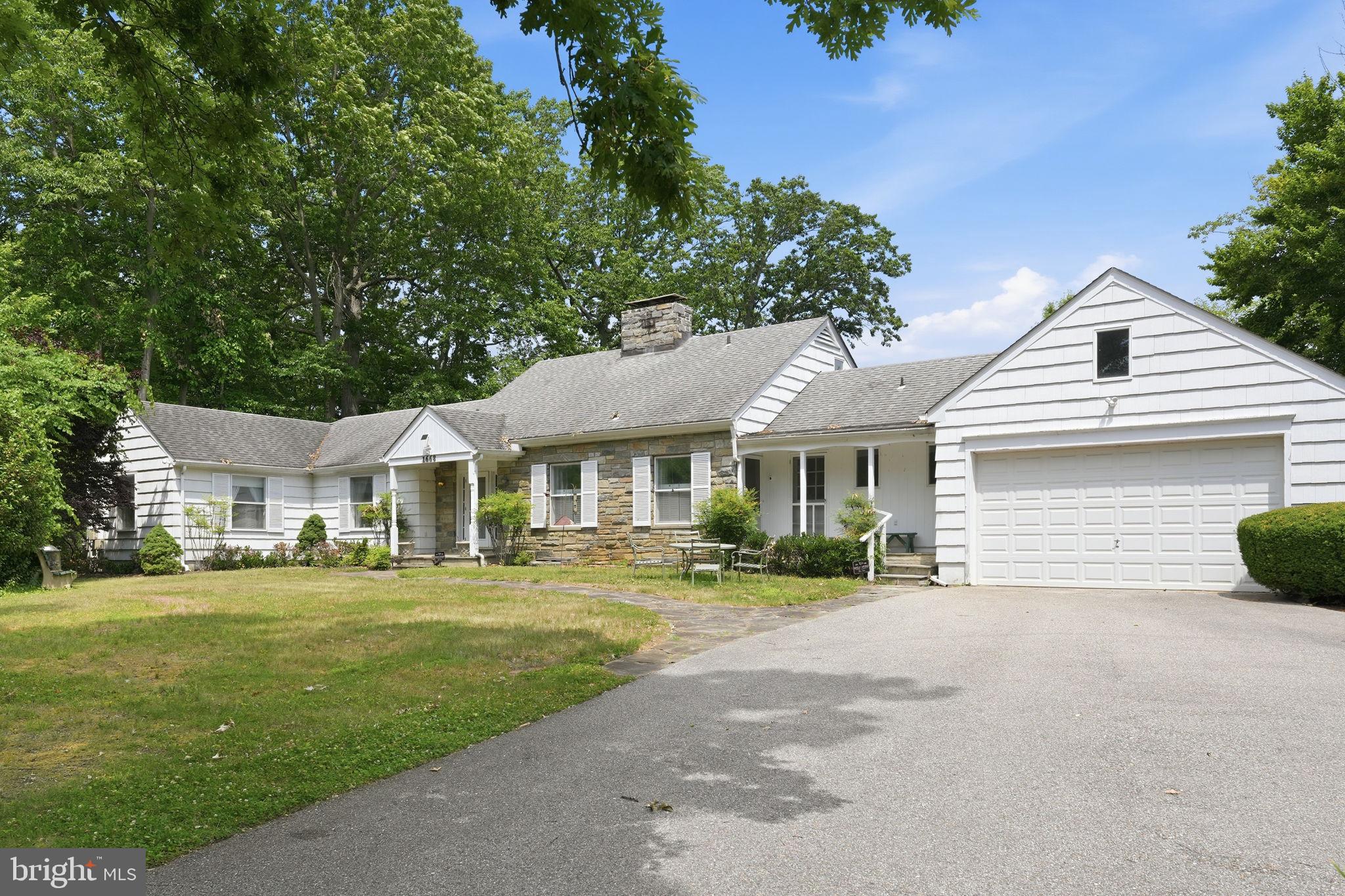 1668 Homewood Landing Road Annapolis, MD 21409 - Photo 2 of 38 Welcome home to 1668 Homewood Landing Rd!