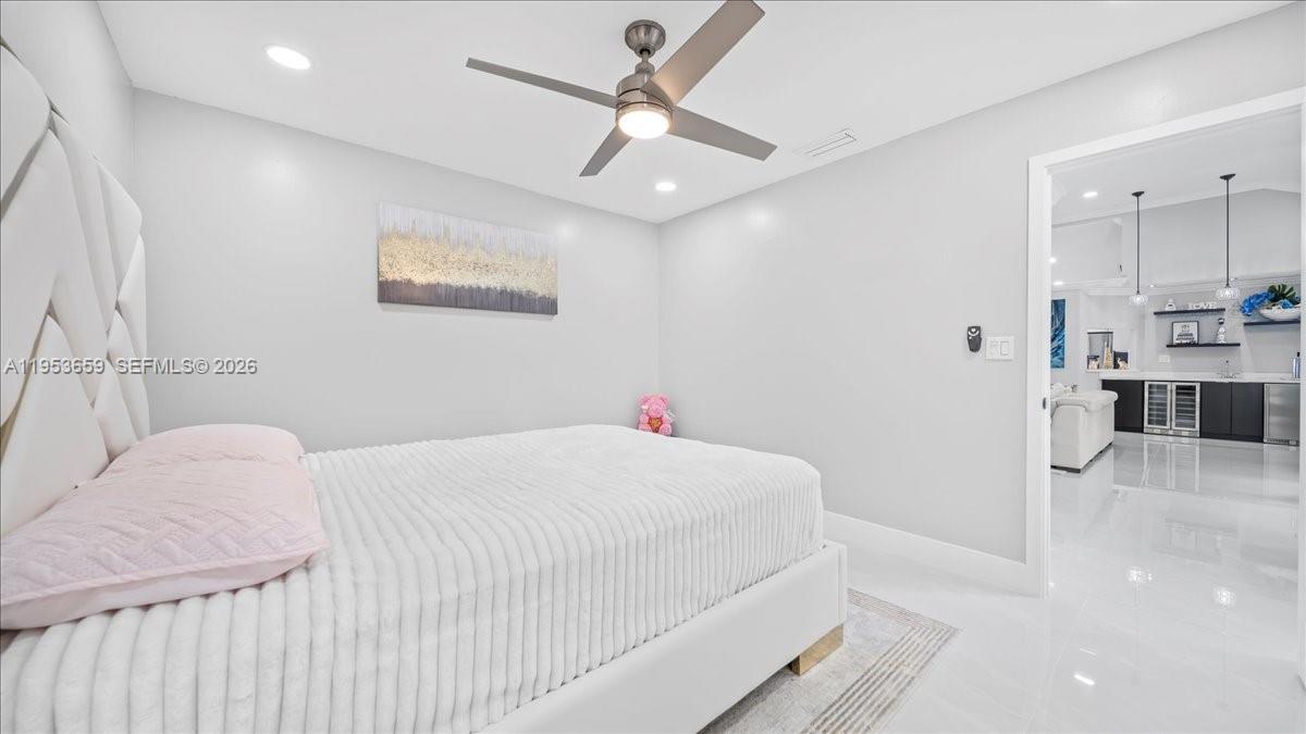 11611 Southwest 9th Court Pembroke Pines, FL 33025 - Photo 20 of 47