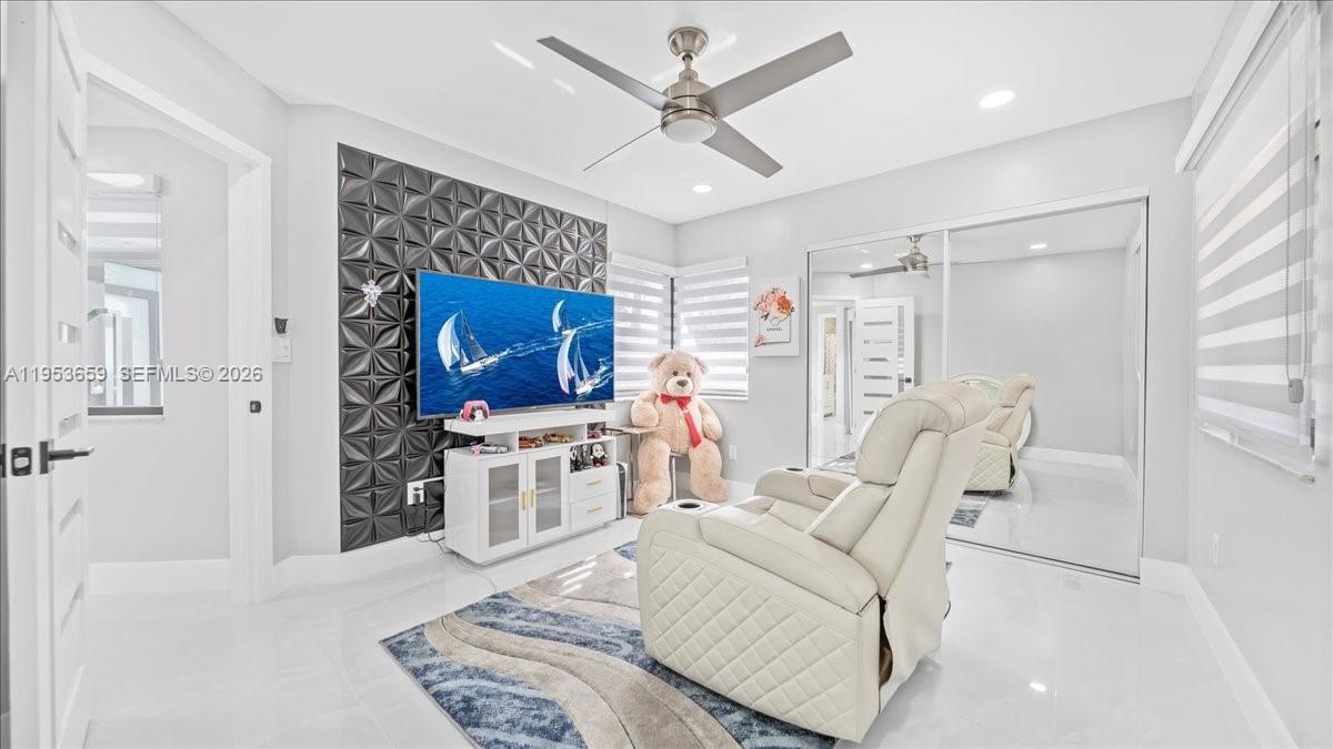 11611 Southwest 9th Court Pembroke Pines, FL 33025 - Photo 23 of 47