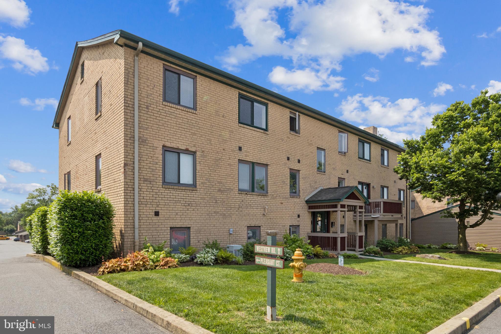 8002 Westview Road, Unit 8002 Wilmington, DE 19802 - Photo 1 of 27 Gallery Image 1