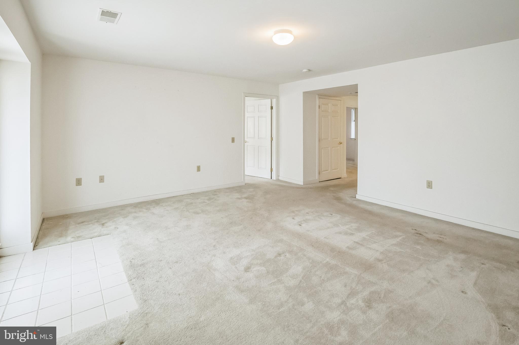 8002 Westview Road, Unit 8002 Wilmington, DE 19802 - Photo 4 of 27 Gallery Image 4