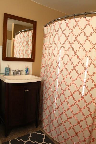 75 Spring Street Gardiner, ME 04345 - Photo 16 of 32 Bathroom