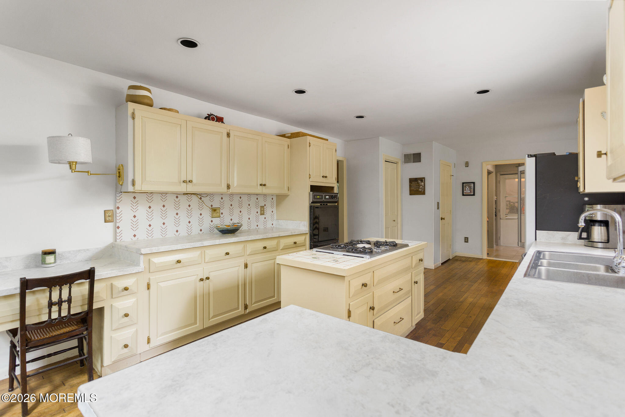 95 Holmes Mill Road Cream Ridge, NJ 08514 - Photo 12 of 58 95HolmesMill-13