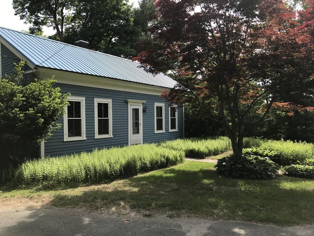 51 Amherst Road Pelham, MA 01002 - Photo 3 of 30