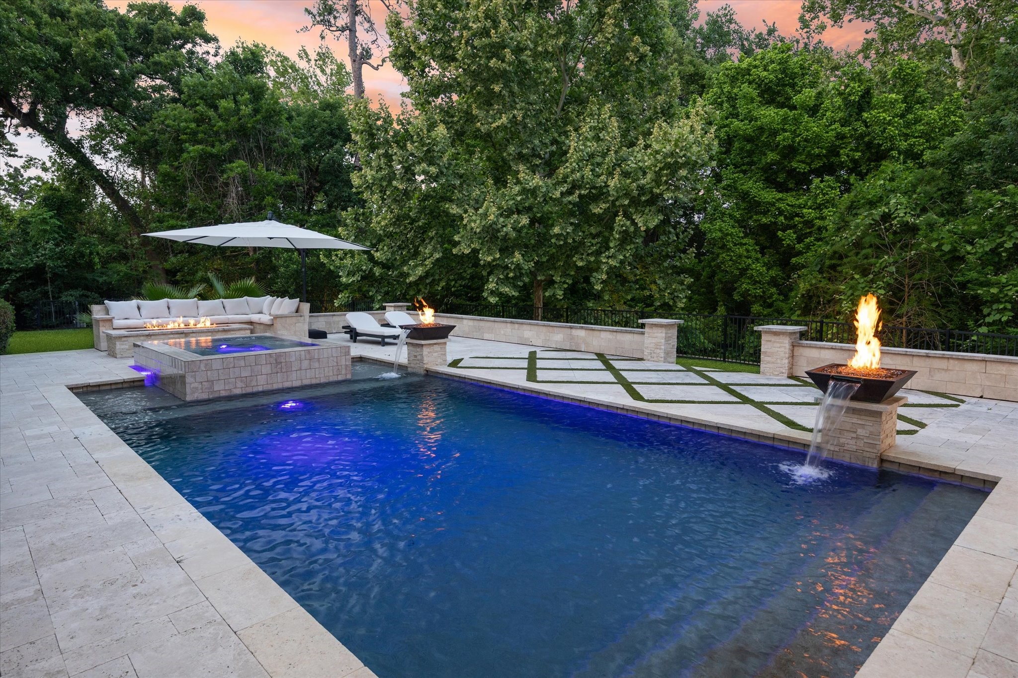 22 East Shady Lane, Unit E Houston, TX 77063 - Photo 44 of 50 swimming pool view with a seating space