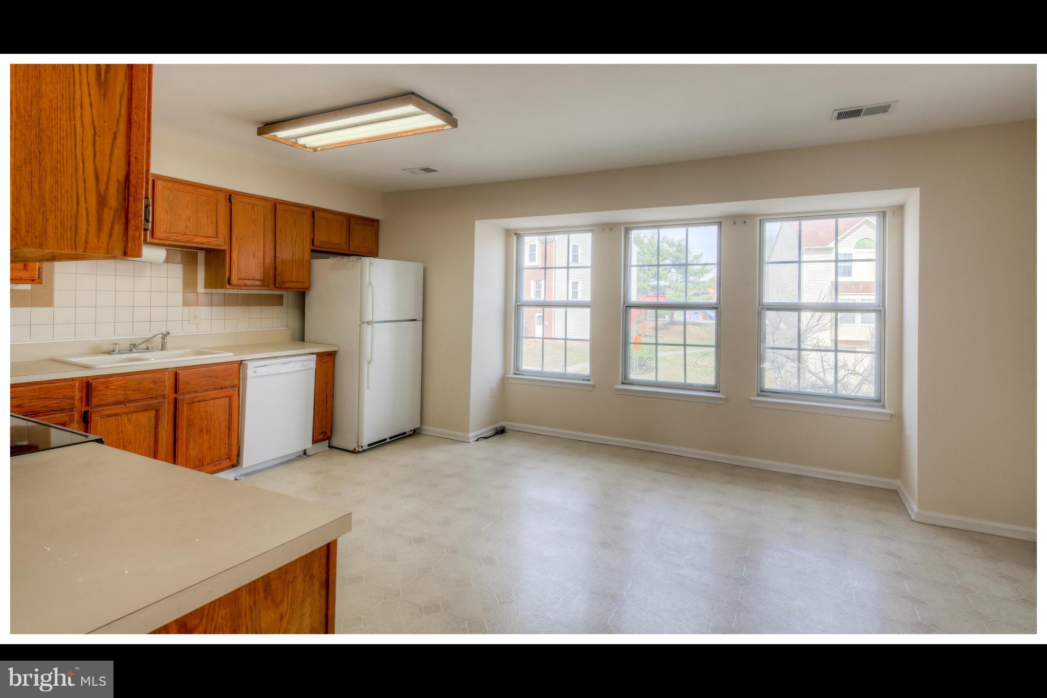 6919 Mayfair Road Laurel, MD 20707 - Photo 14 of 30 Kitchen