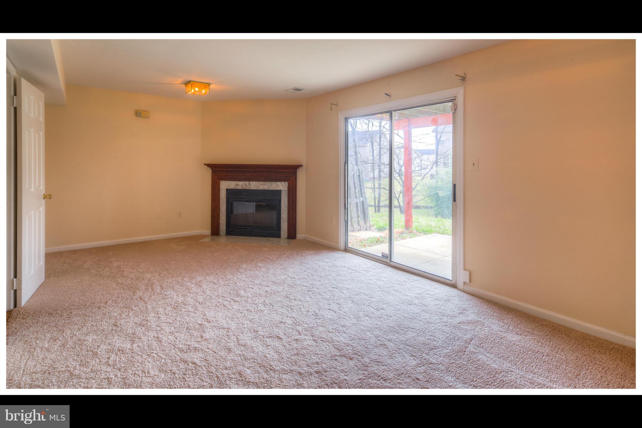 6919 Mayfair Road Laurel, MD 20707 - Photo 3 of 30 Family Room