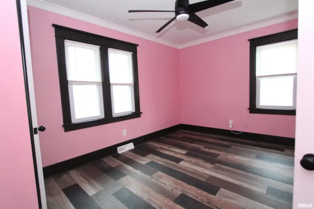 $92,000 | 729 South 8th Street, Clinton, IA 52732