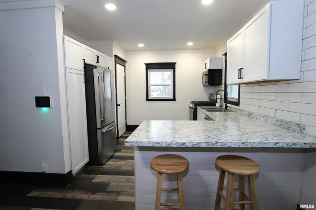 $92,000 | 729 South 8th Street, Clinton, IA 52732