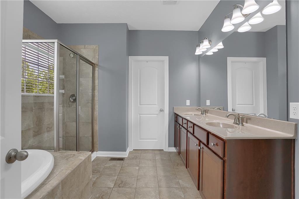 6153 Roxburgh Place Noblesville, IN 46062 - Photo 33 of 60 Gallery Image 33