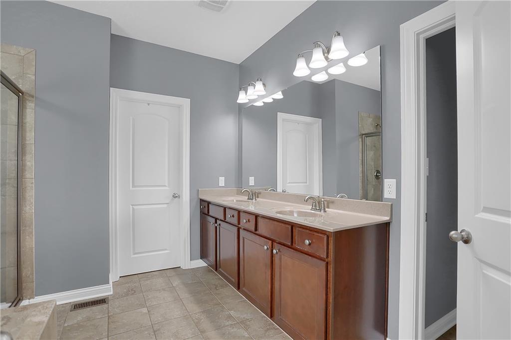6153 Roxburgh Place Noblesville, IN 46062 - Photo 34 of 60 Gallery Image 34